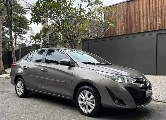 TOYOTA YARIS 1.5 16V FLEX SEDAN XL MULTIDRIVE